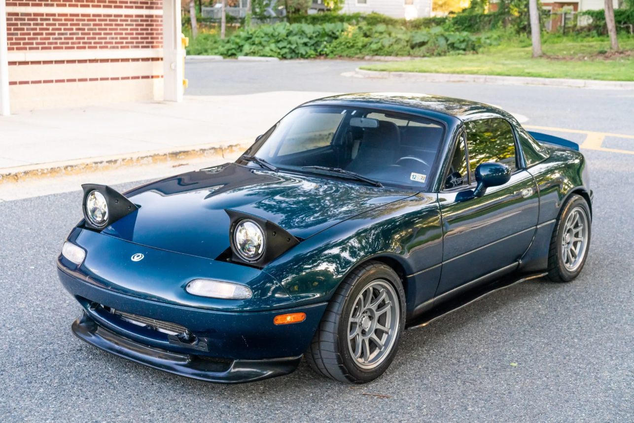 Mazda Miata MX-5 | Dépôt pour Commande