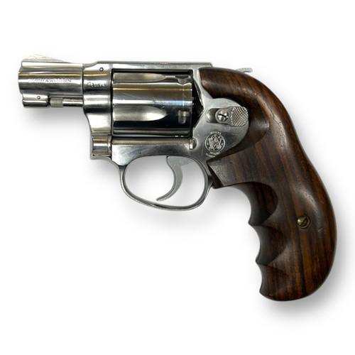 Smith & Wesson Mod. 60 Bodyquard Griff | Waffen Ellinger