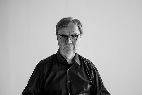 Eero Heininen, piano_kuva_Kaapo Kamu_1000pix.jpg