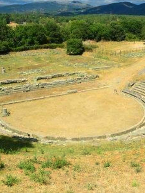 Αρχαίο Θέατρο Μεγαλόπολης – πολιτιστική διαδρομή με ταξί
Ancient Theater of Megalopolis – cultural route by taxi