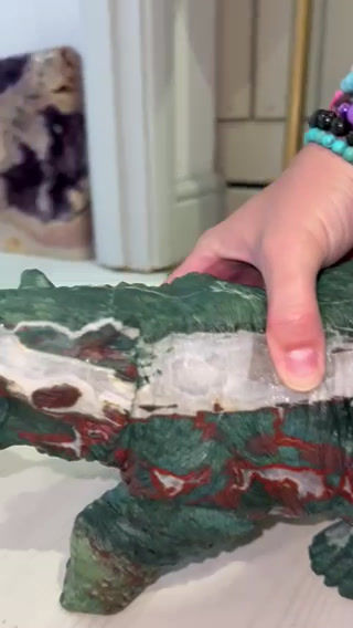 Thumbnail: 3.76kg Large Bloodstone with Quartz Bear