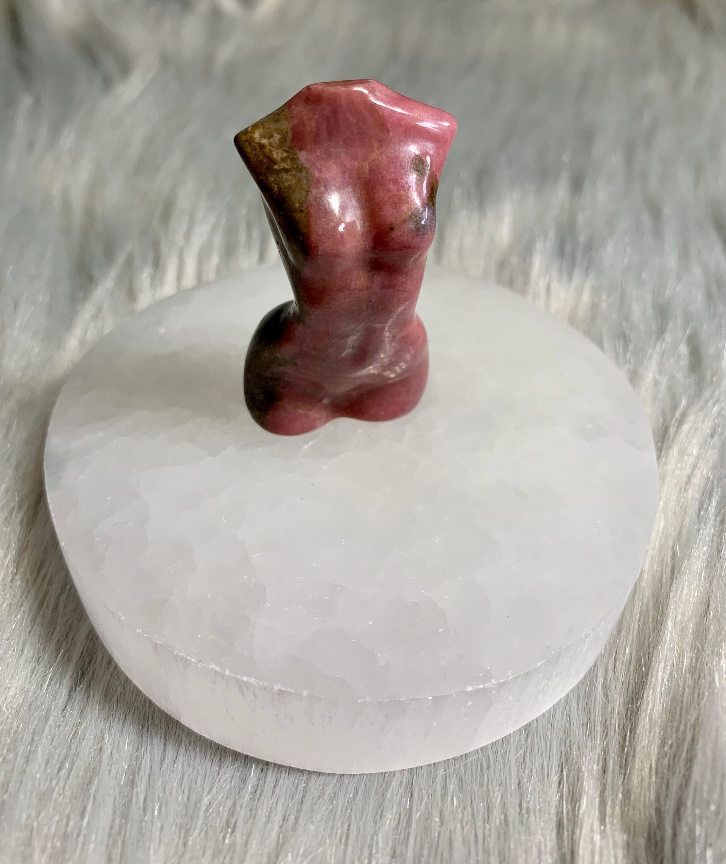Rhodonite Small Female Goddess