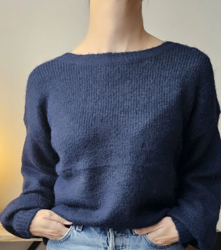 Miniature : Pull lacy col v dos face avant