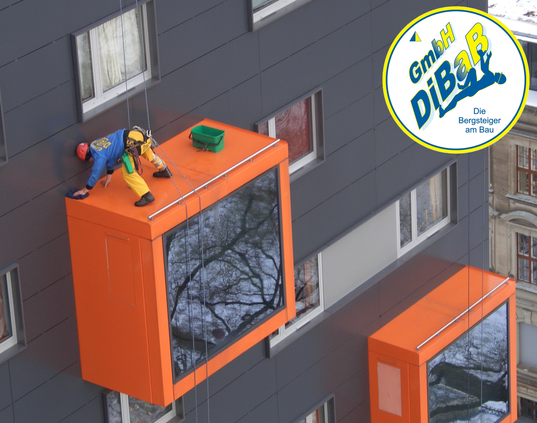 Industriekletterer Dresden, Dachschaden Dresden, Dachsteiger Dresden, Bergsteiger Dresden, Dachdecker Dresden, Dachreparatur Dresden, Dachrinnenreinigung Dresden