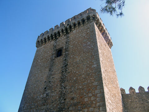 Torre del homenaje del castillo  de Alarcón