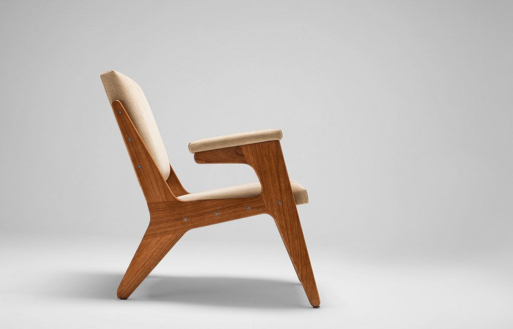 POLTRONA H COM BRAÇO - ZANINE CALDAS