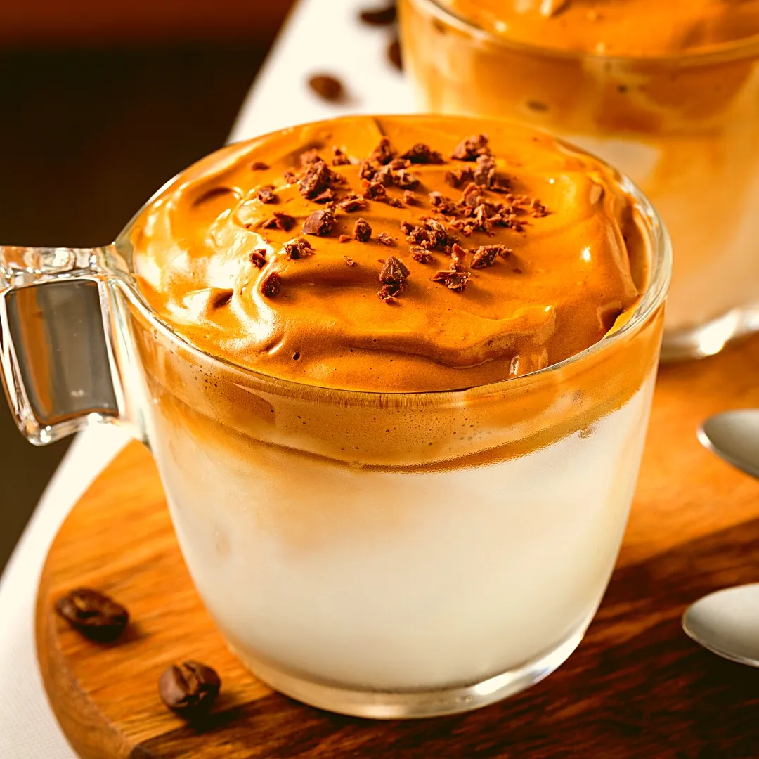 A perfect dalgona coffee - how to make it