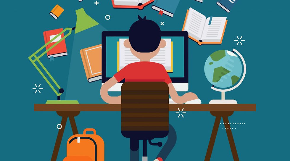 Homem estudando em seu computador