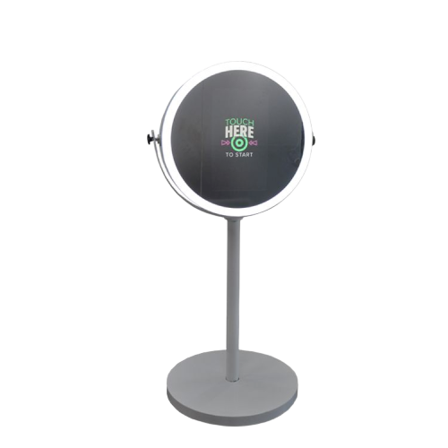 Beauty mirror photo booth