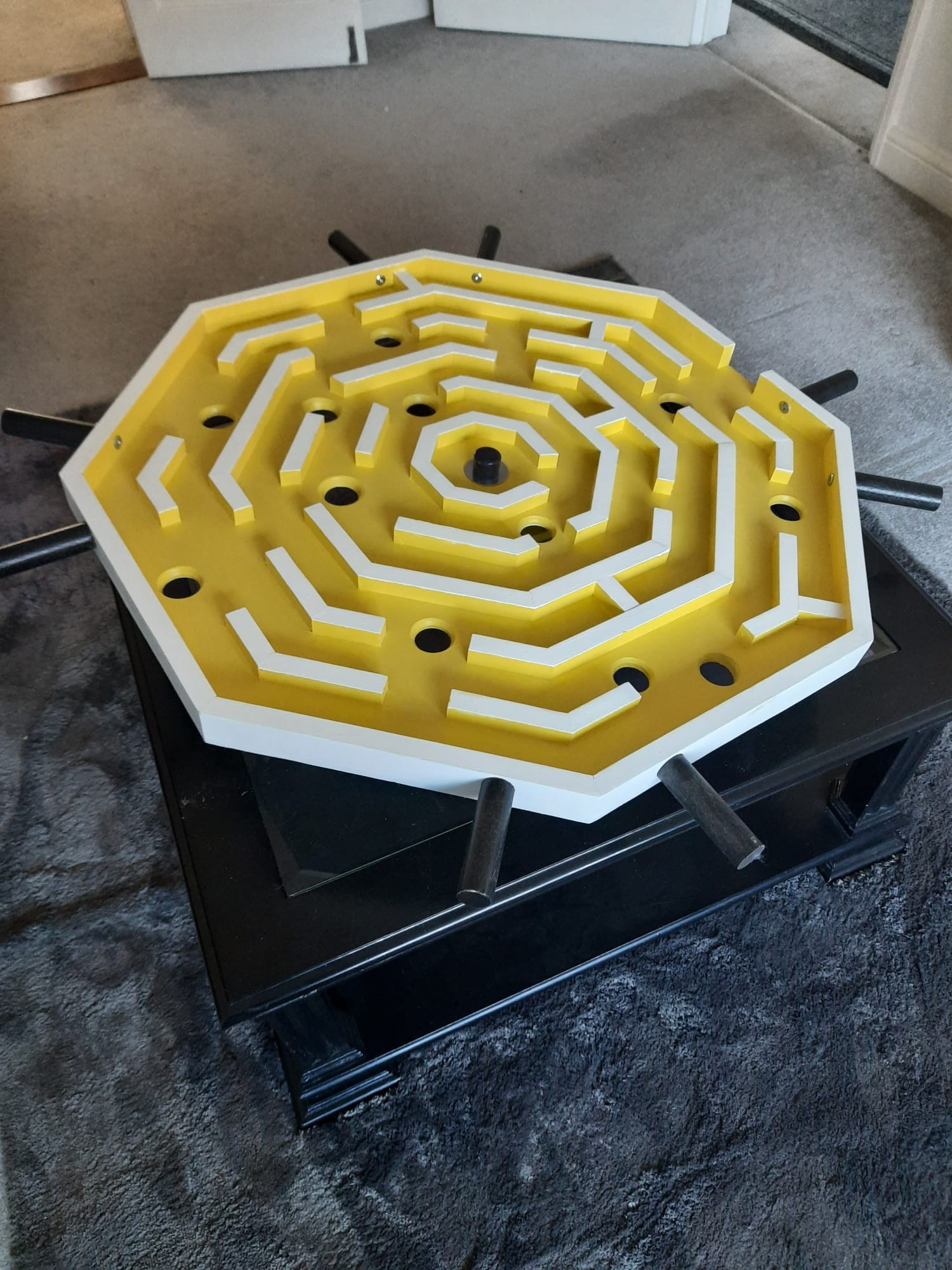 Giant Tilt Maze (multi user)