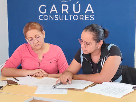 compañeras de clase de diplomado