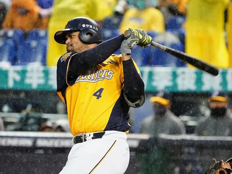 CPBL/首安球請助總題字 福來喜讚「字超美」