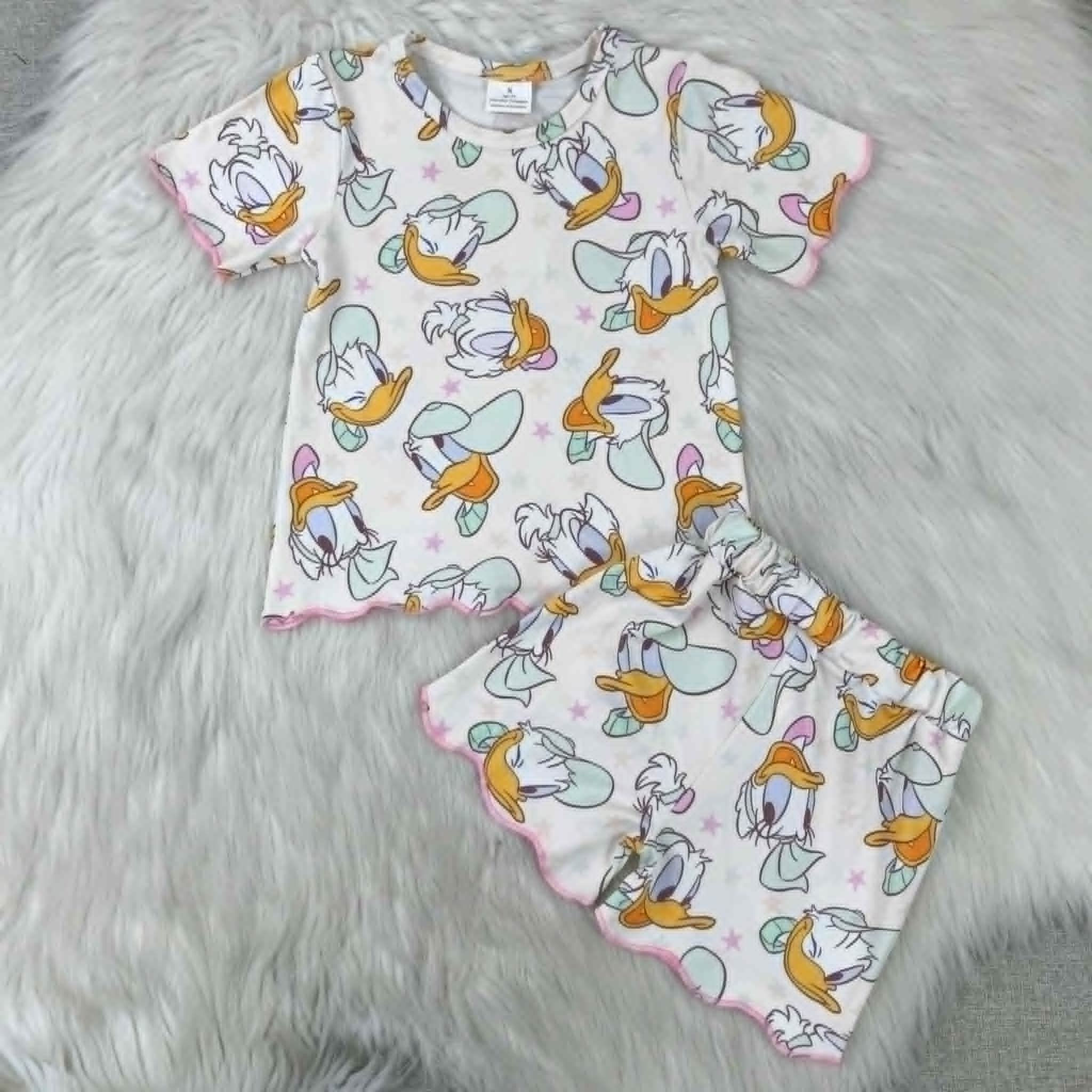 Donald and Daisy Print Short Set