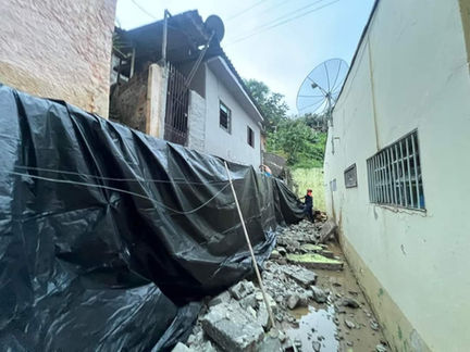 C.C.C.A de Mairiporã segue interditado pela defesa civil por conta de queda de muro pelas chuvas.