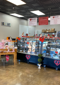 Awe Sweet! Retail Store - Bountiful, UT Glazed Nuts, Fudge, Treats.
