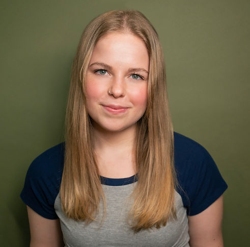 Abi Cheek Headshot.jpg