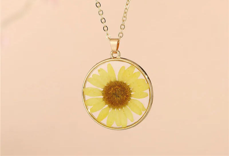 Yellow Daisy Resin Necklace