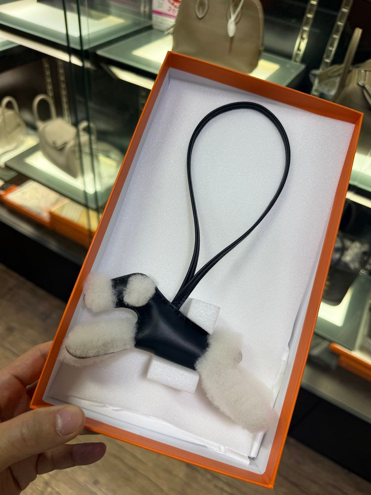 Thumbnail: Budy Noir