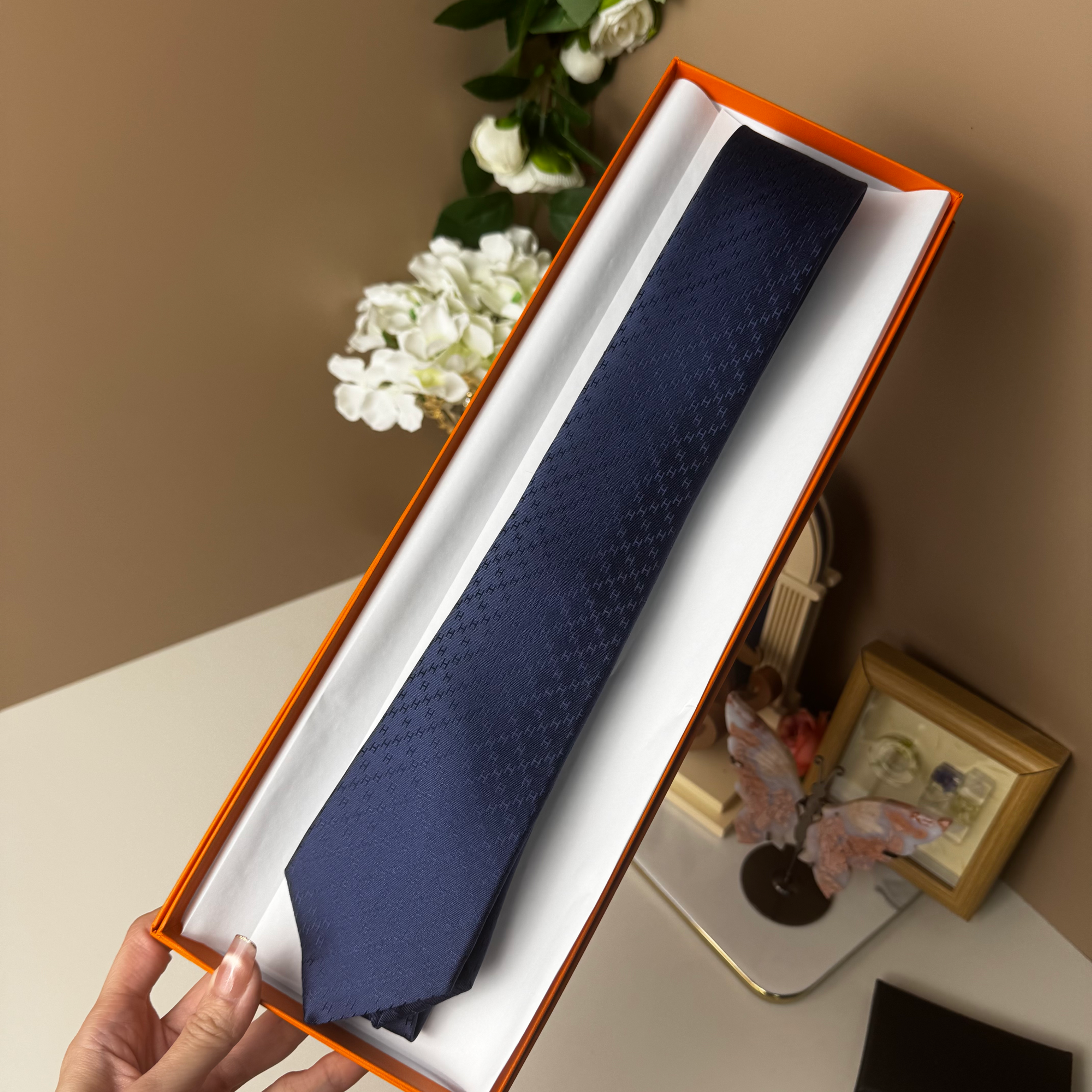 Faconnee New H tie (ATLANTIQUE)