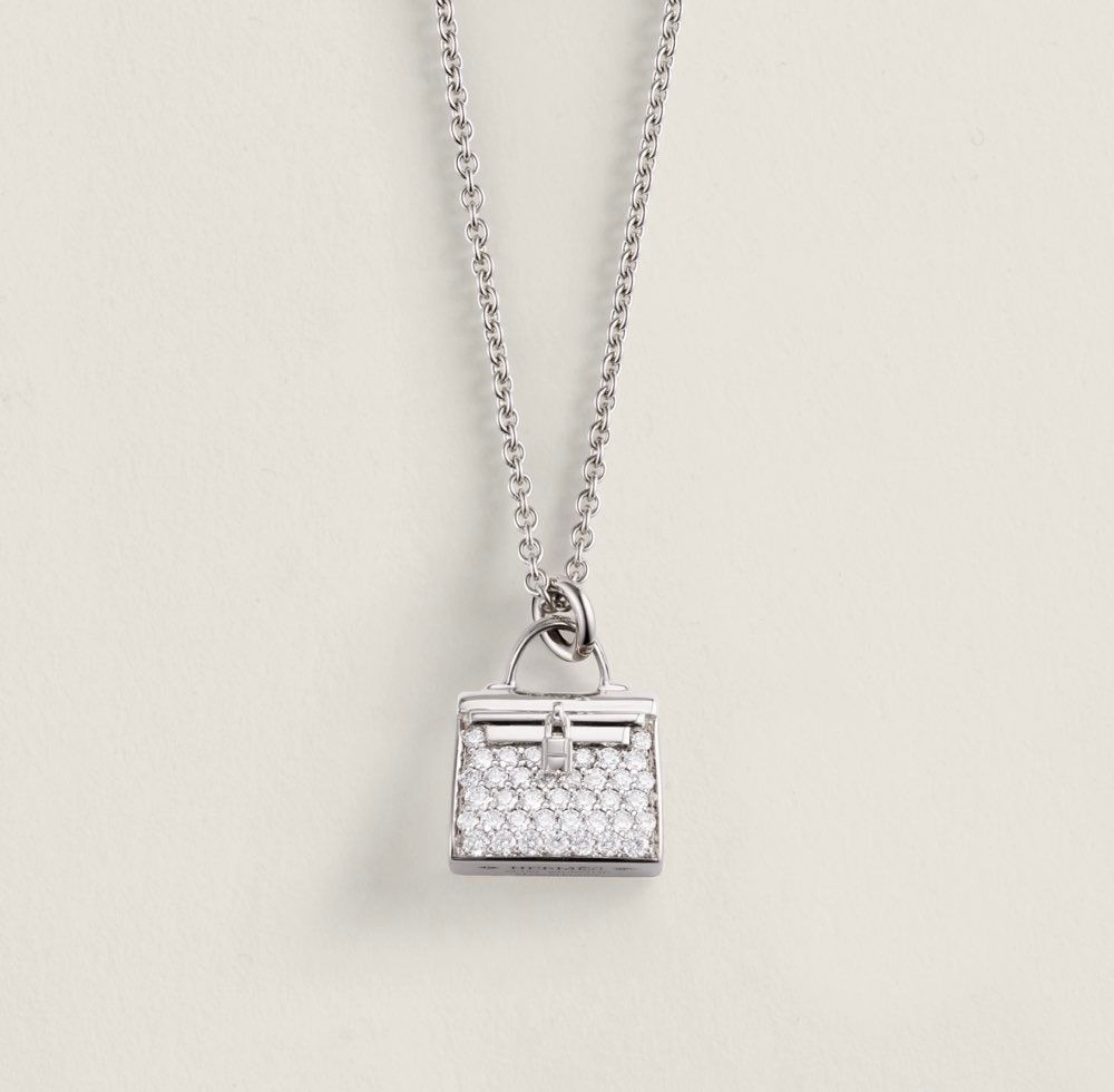 Amulettes Kelly pendant white gold
