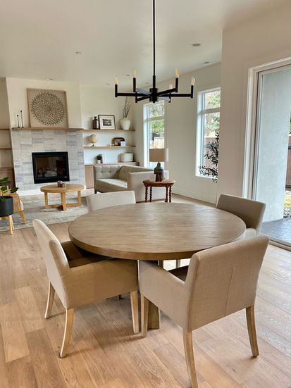 Elevation Pointe Dining Room
