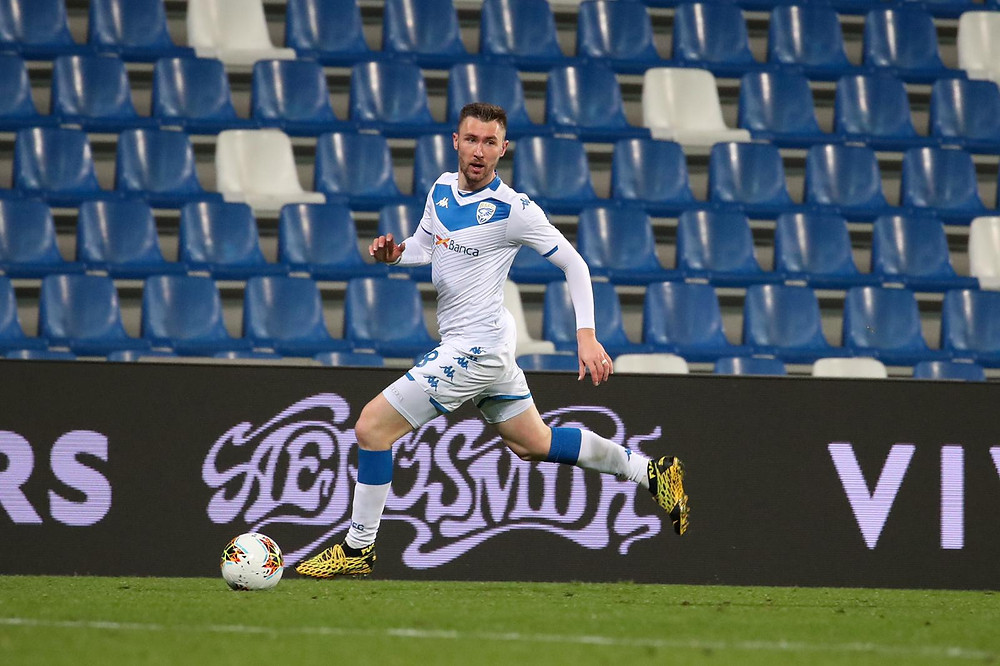 Fotbalový záložník a reprezentant, Brescia