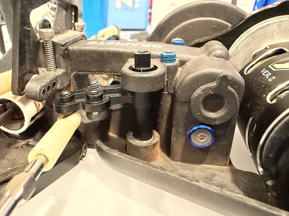 Thumbnail: Modern Vintage Losi XX4 Aluminum Steering Bell Crank (LOSA1550)