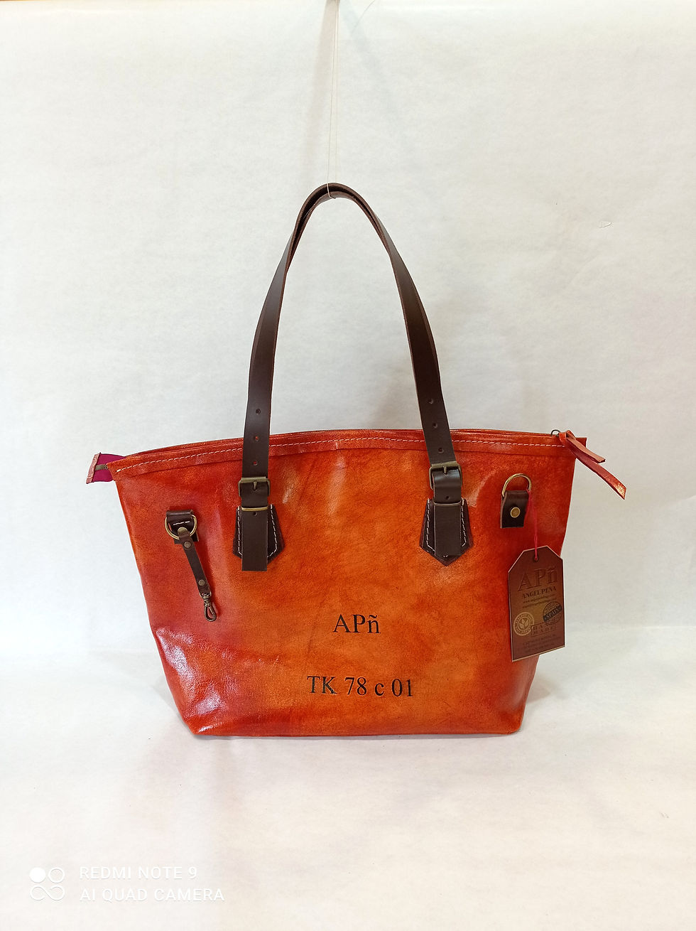 Thumbnail: Custom Leather Tote Bag - Shoulder Bag - M Size