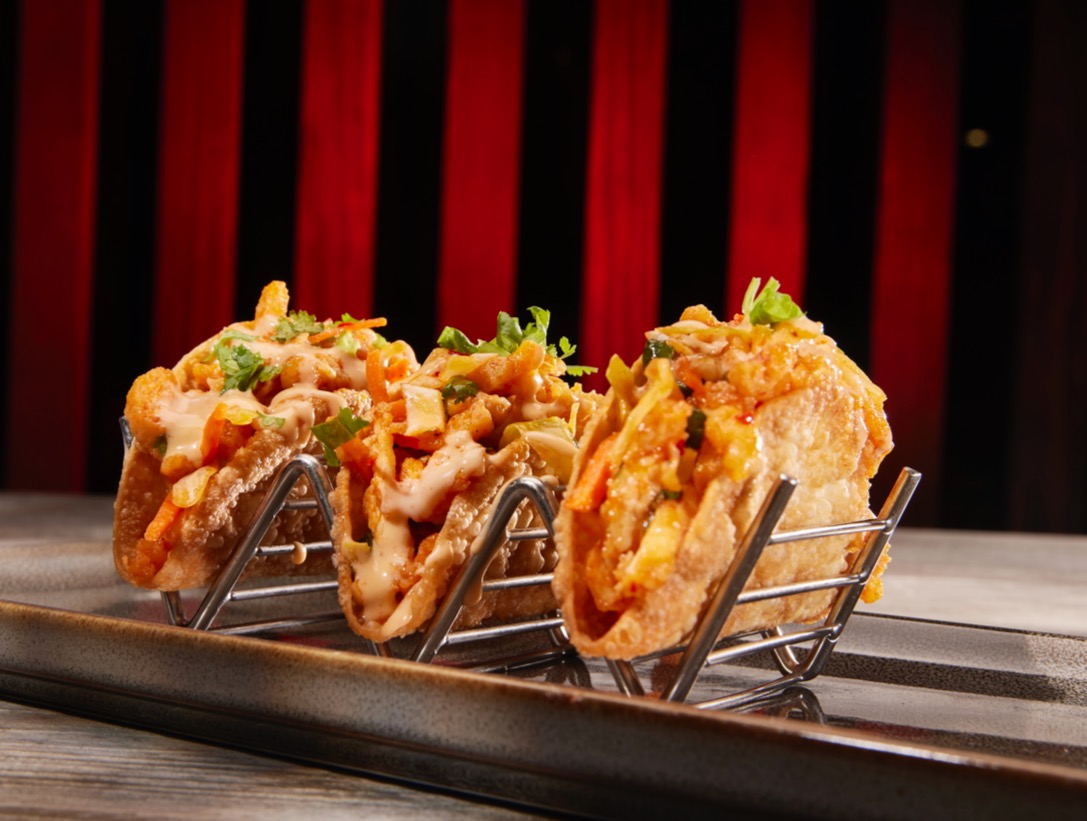 Chicken tacos (3 pcs)*