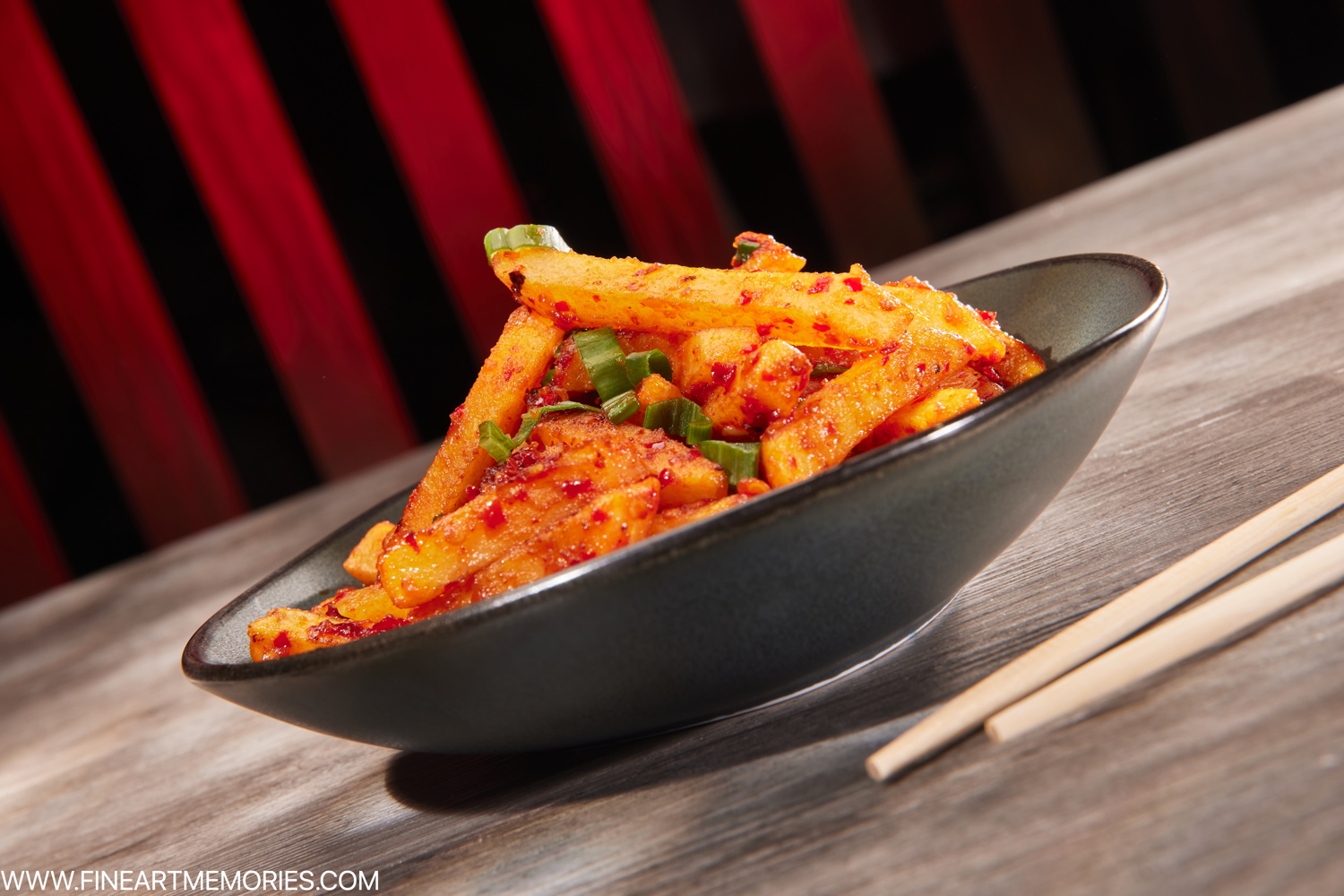 Crispy chili potatoes