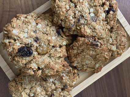 Vegan Oatmeal Date Raisin Cookies