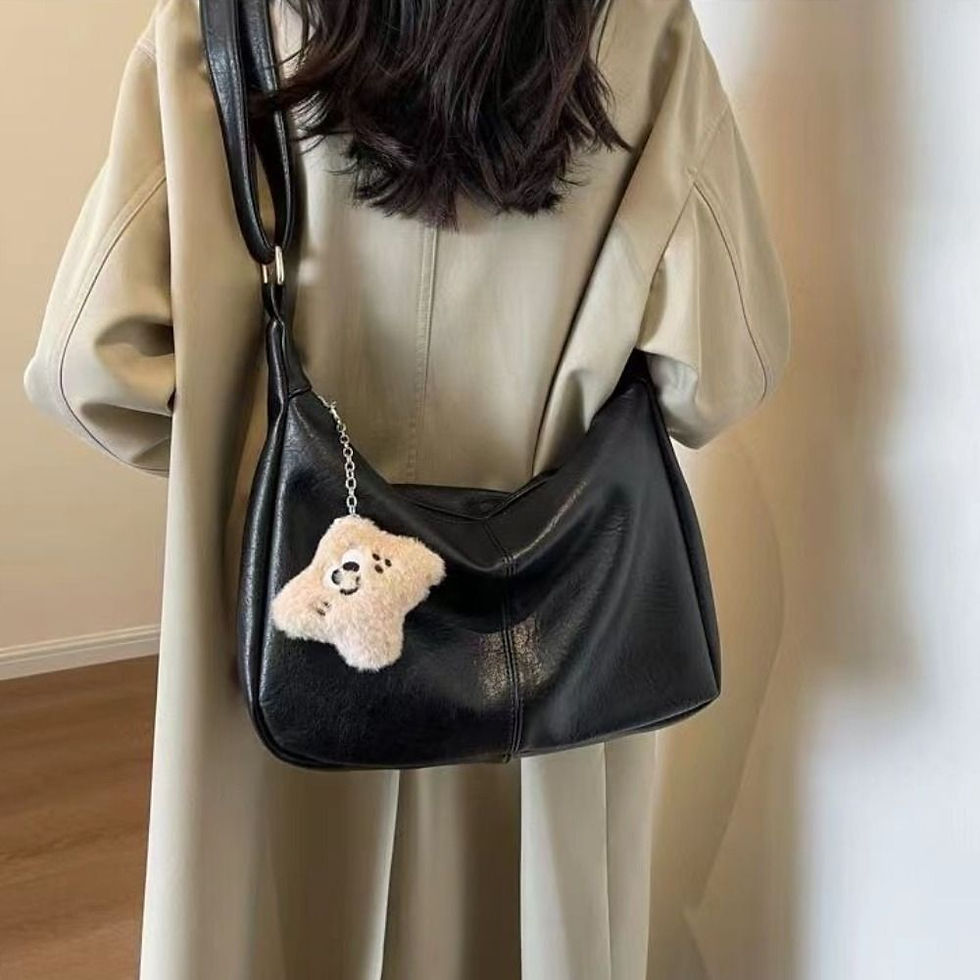 Thumbnail: 90s Aesthetic Hobo Bag – Vintage Brown