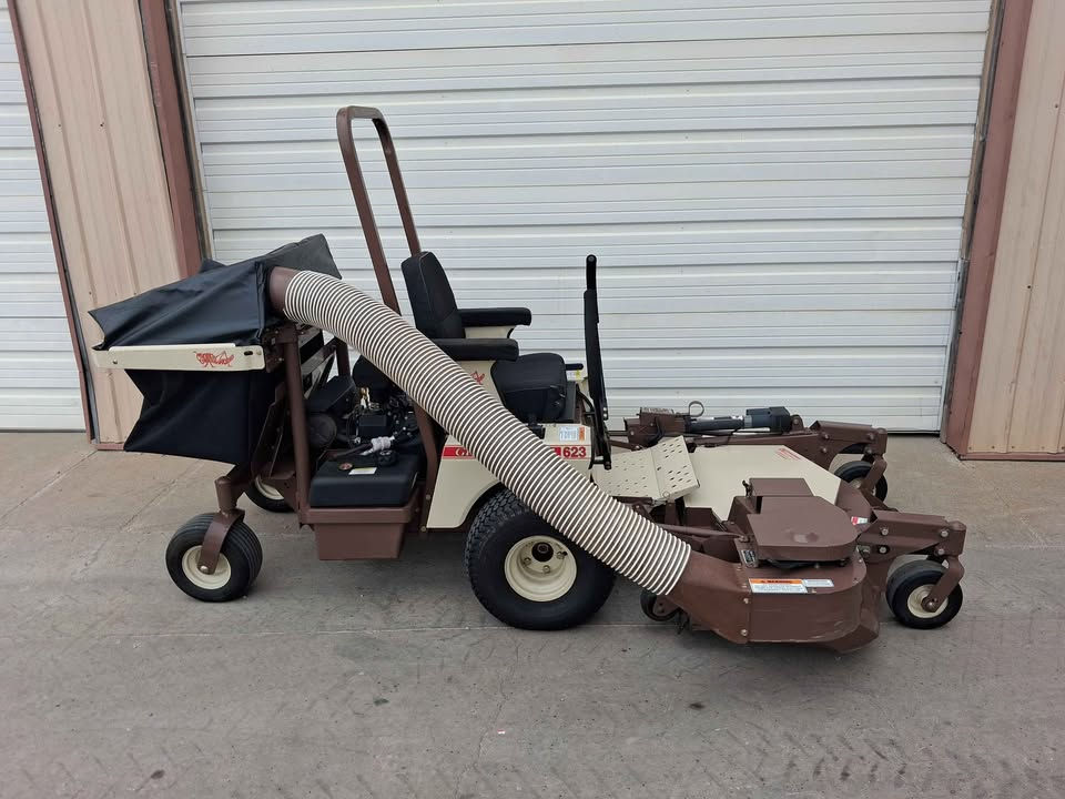 2017 Grasshopper 623T....jpg