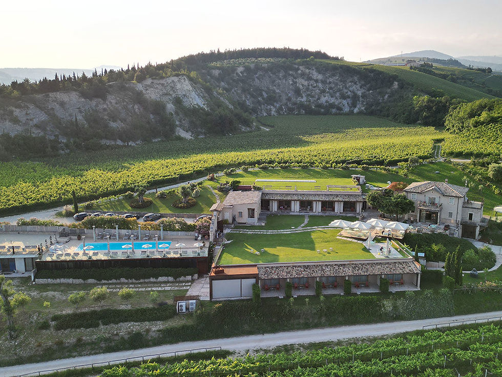 Venue Spotlight: Tenuta Le Cave - Valpolicella's Best-Kept Wedding Secret