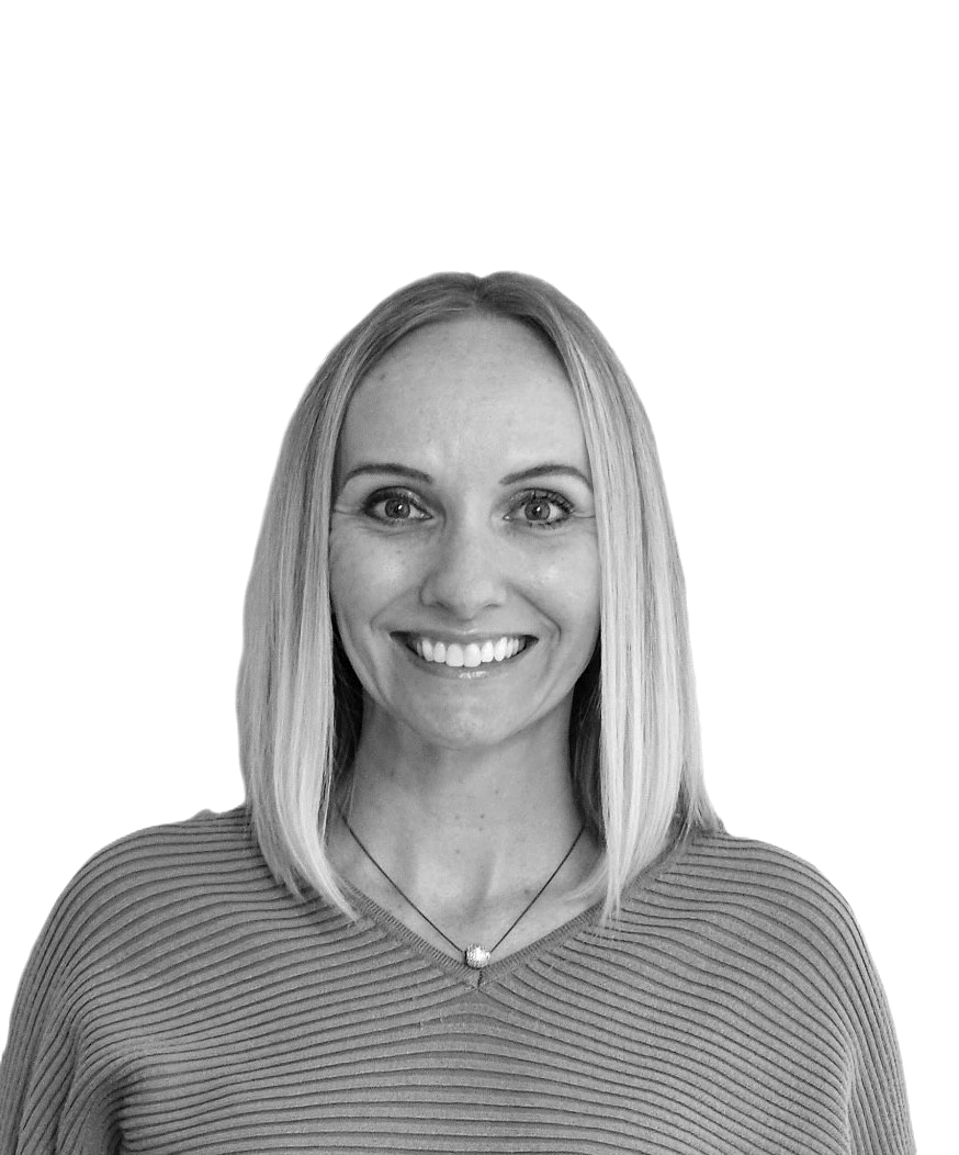 HEADSHOT - DANIELLE YOUNG_edited.jpg
