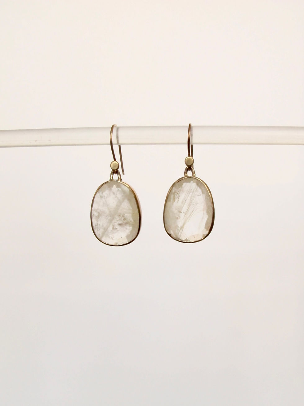 Thumbnail: Faceted Rutilated Quartz