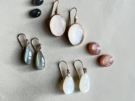 Moonstone party