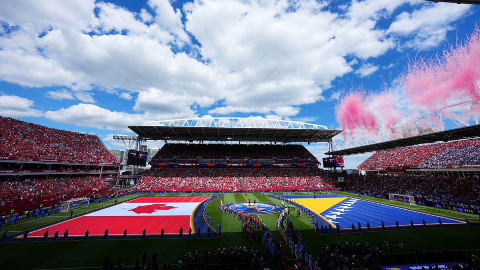 Canadá rescata un empate ante Bosnia y Herzegovina en su debut mundialista
