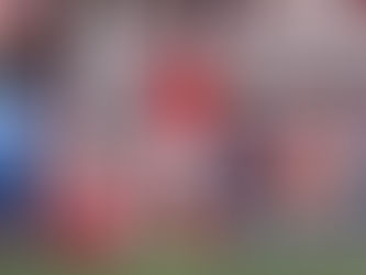 Arsenal cae y podría dejar ir la liga