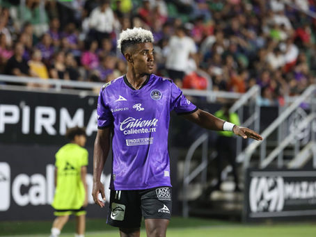 Mazatlán se despide de su afición con empate ante Querétaro