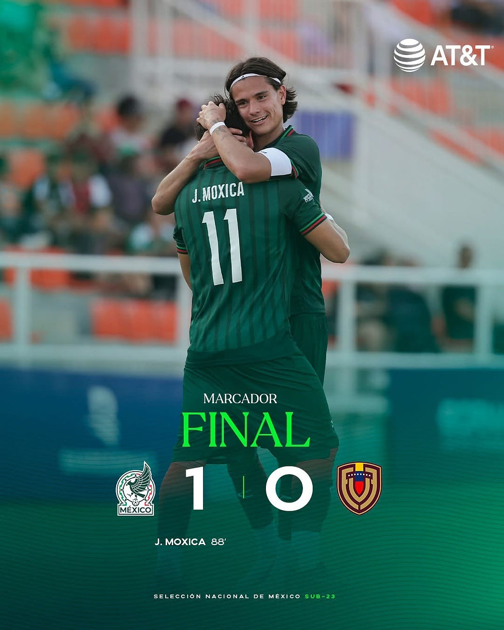 México debuta con triunfo