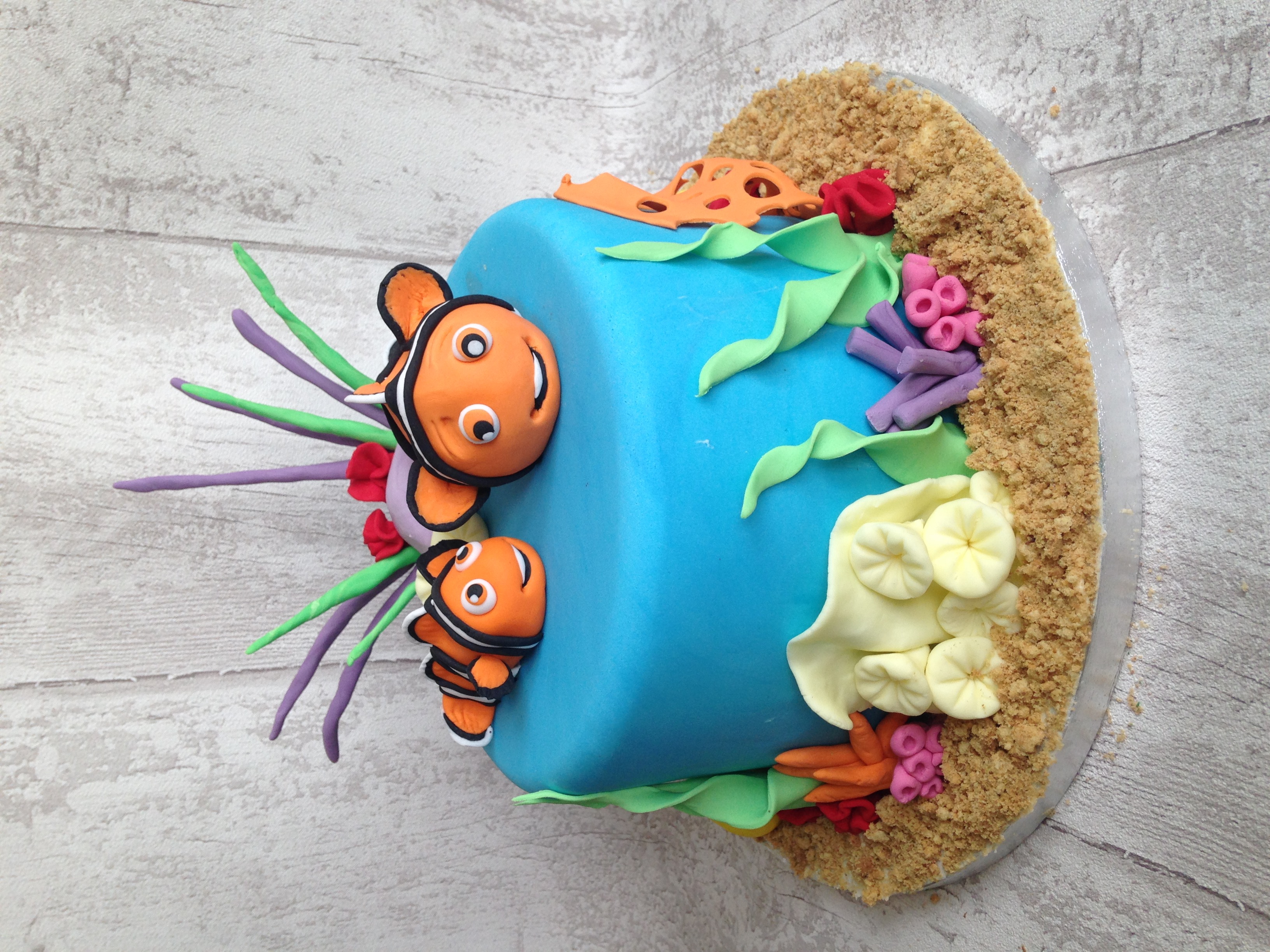 Finding Nemo Cake