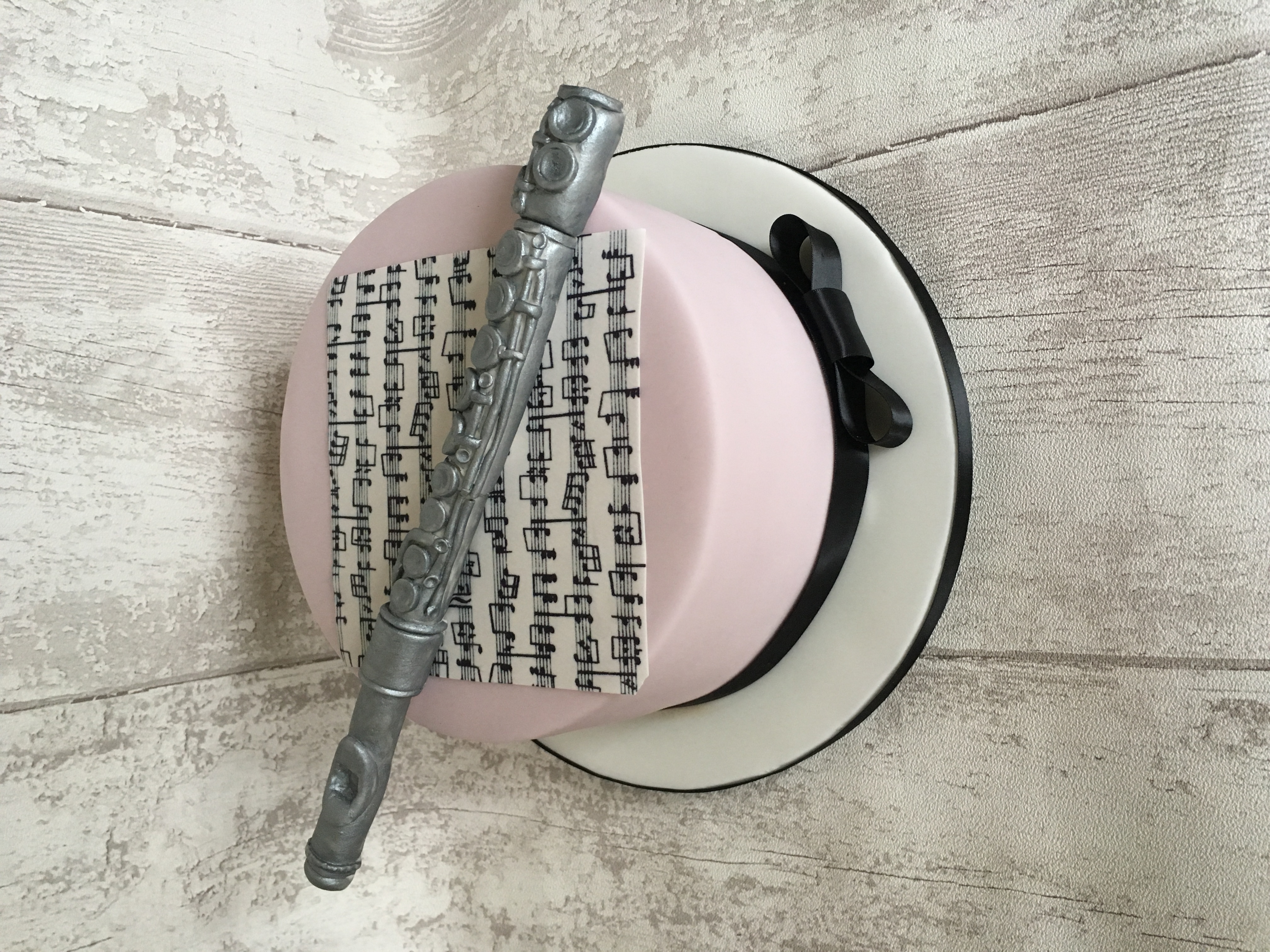 Flute Cake