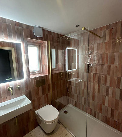 bathroom after 4.jpg