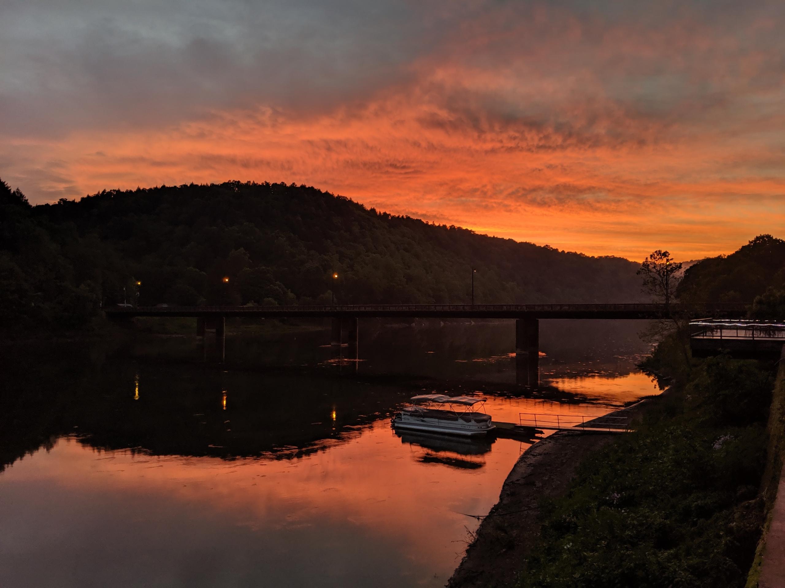 Foxburg PA |Great food & drinks right along the Allegheny River