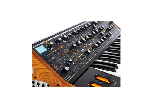 Moog Subsequent 37 カバー付き Moog Subsequent 37 Analog Synthesizer with Decksaver Cover