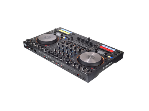 Native Instruments Traktor S4 MK3 | Audio Jasper