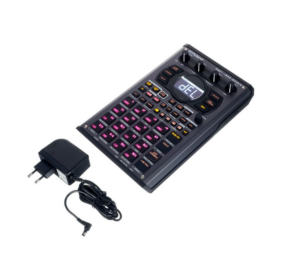 Miniatura: Roland SP-404 MKII