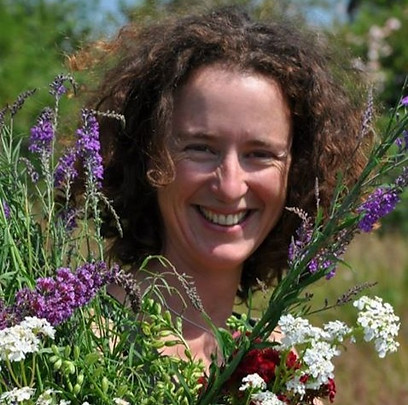 Zanna Hoskins - spindle flowers