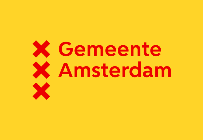 Gemeente Amsterdam logo op gele achtergrond – PMB Innovatie Lab en Team Wibaut, Directie Digitalisering en Innovatie, afdeling Sociaal Amsterdam Zuidoost